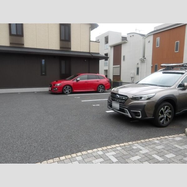 駐車場 (駐車場)