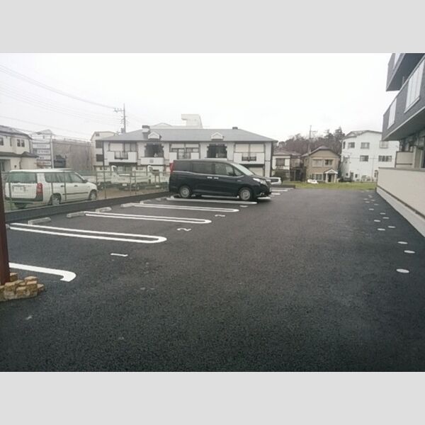 現地周辺 (駐車場)