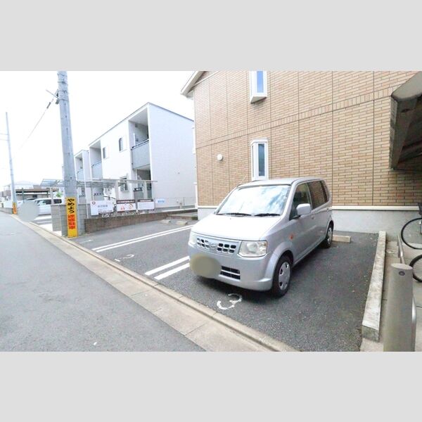 駐車場 (駐車場)