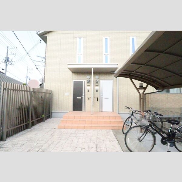 エントランス (エントランス)