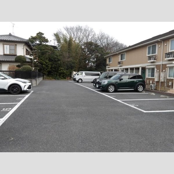 駐車場 (駐車場)