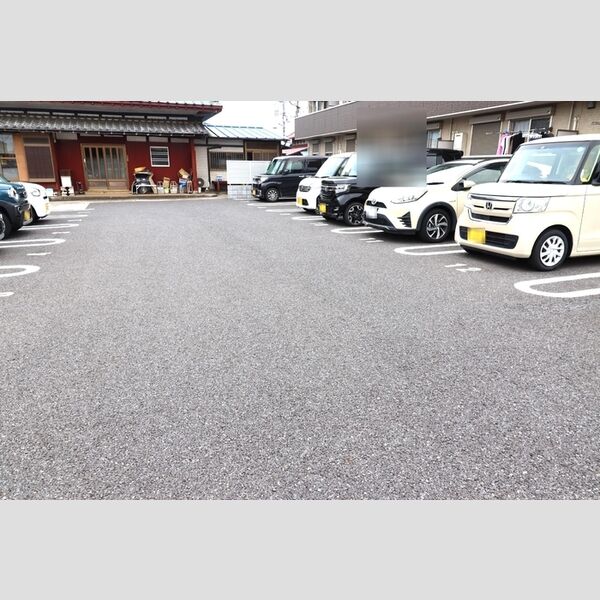 駐車場 (駐車場)