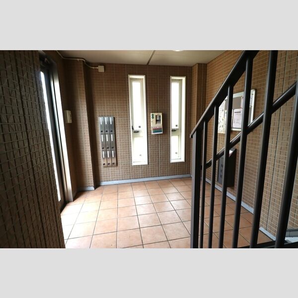 現地周辺 (ロビー)