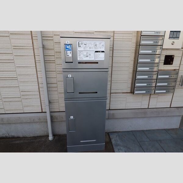 現地周辺 (宅配ボックス)