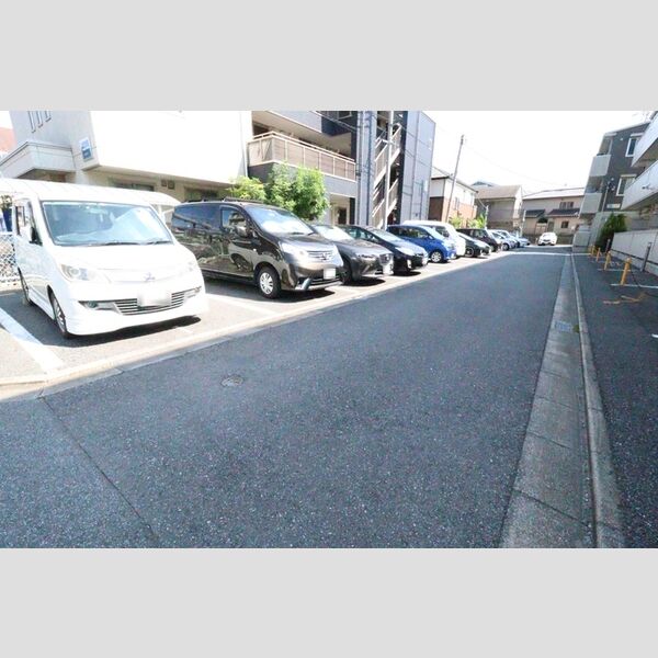 駐車場 (駐車場(要空き確認))