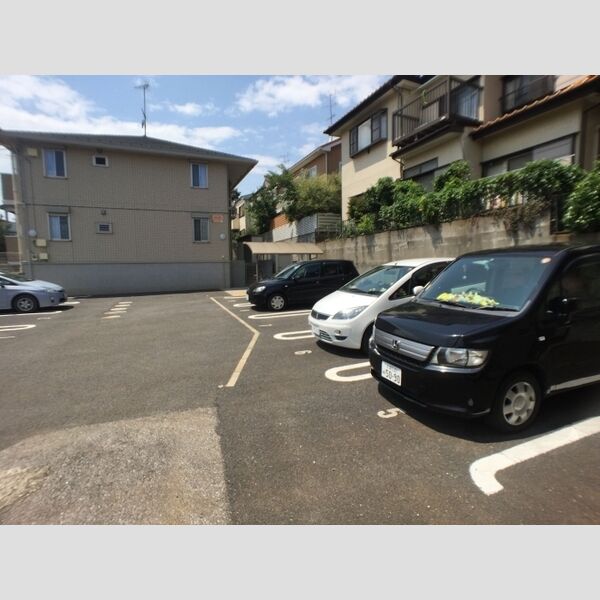 駐車場 (駐車場)