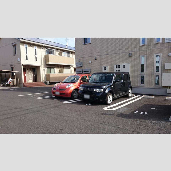 駐車場 (駐車場)