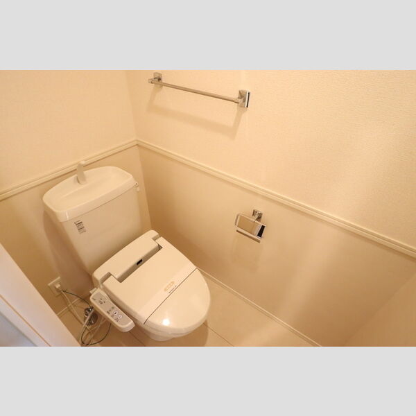 トイレ (温水洗浄便座)