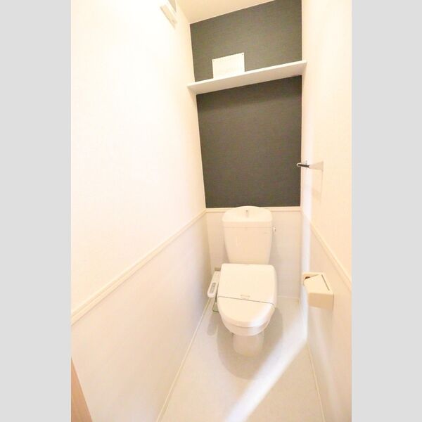 トイレ (温水洗浄暖房便座)