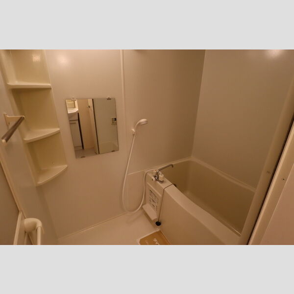 バス (追い焚き給湯機能付き浴室)