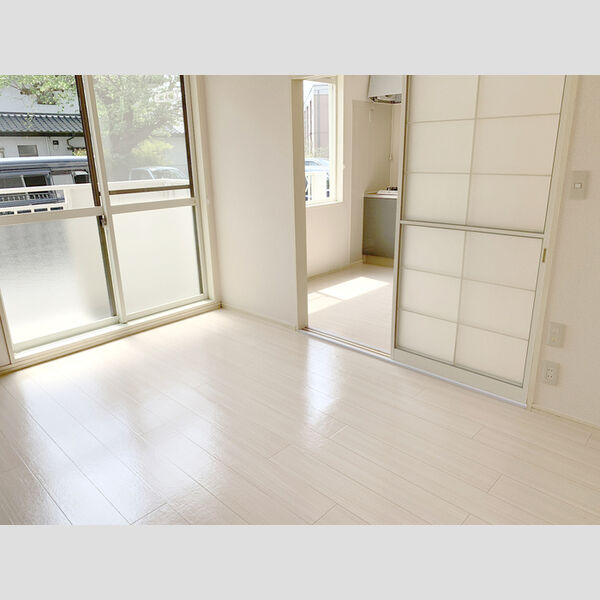 その他 (洋室)