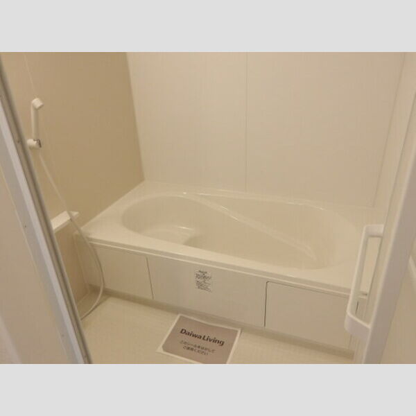 バス (追い焚き給湯機能付き浴室)