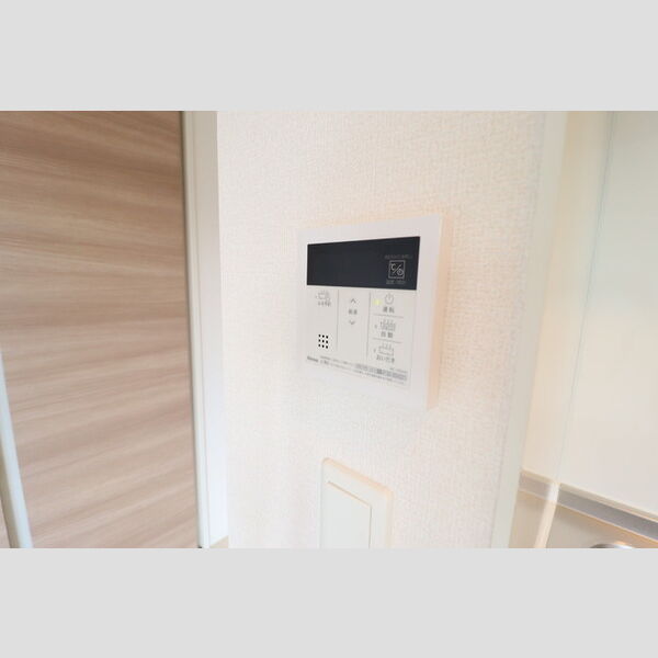 キッチン (給湯リモコン)