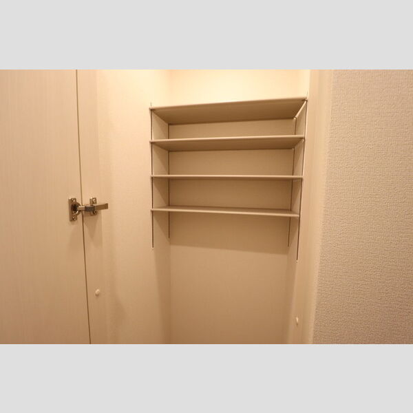 玄関 (シューズボックス)