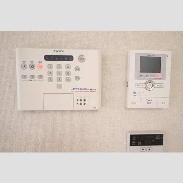 その他設備 (ALSOKホームセキュリティ標準搭載モニタ付インターホン)