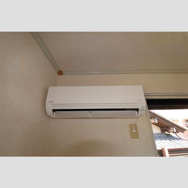 その他設備 (エアコン2台)