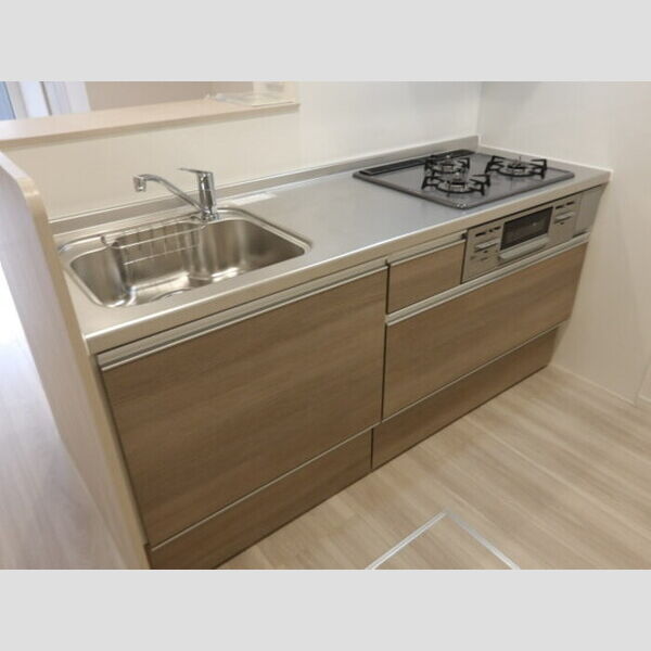 キッチン (対面式3口ガスコンロ付システムキッチン)