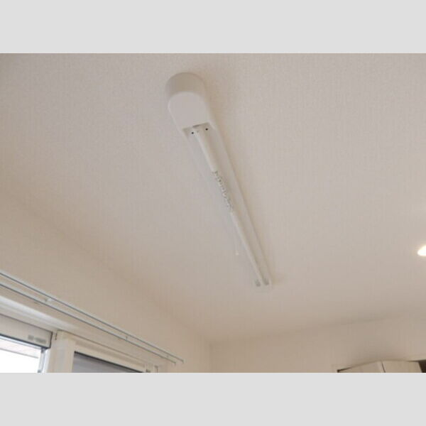 その他 (室内物干し)