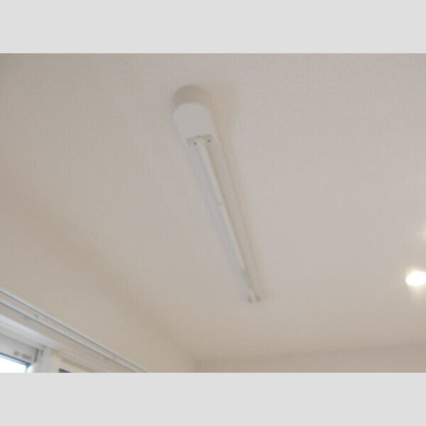 その他 (室内物干し)