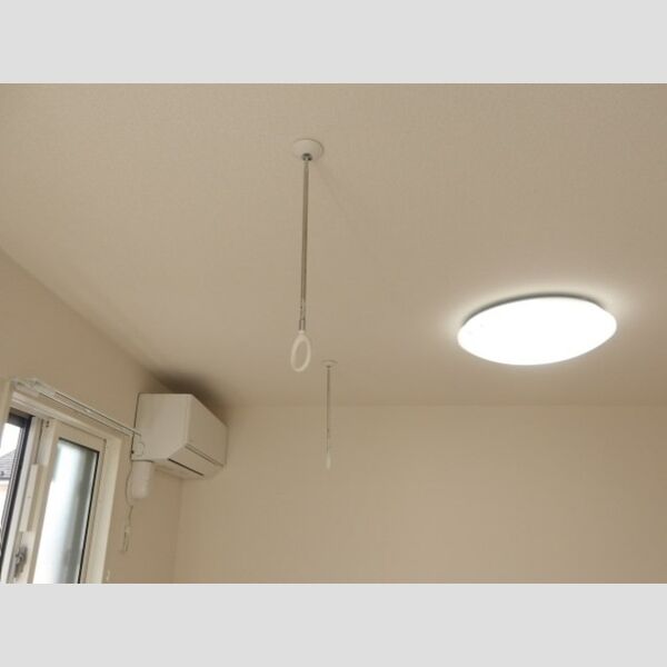 その他 (室内物干し)