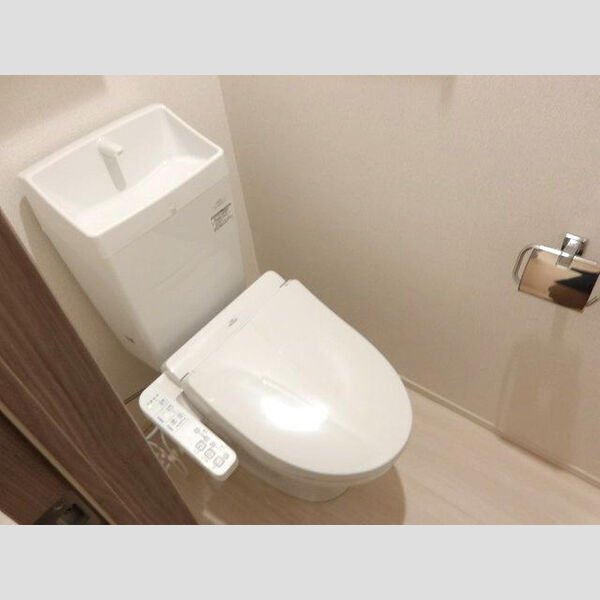 トイレ (温水洗浄暖房便座)