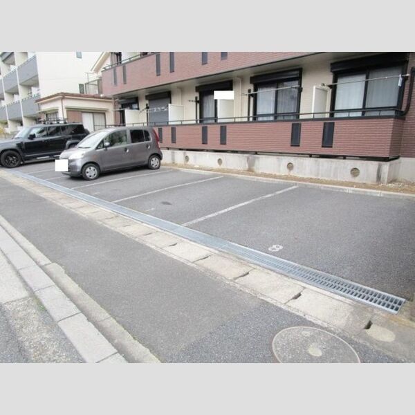 駐車場 (駐車場(要空き確認))