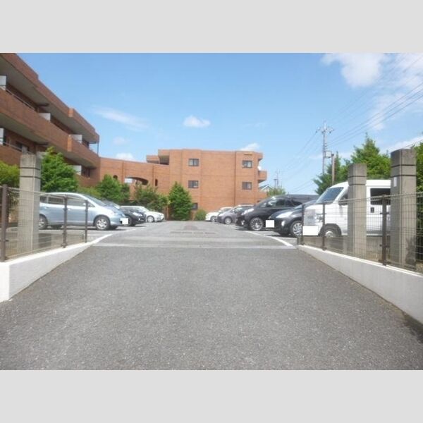 駐車場 (駐車場(要空き確認))