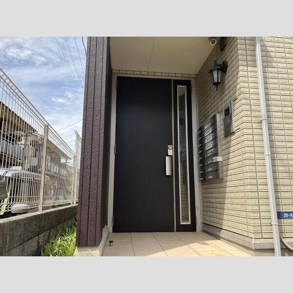 エントランス (エントランス)