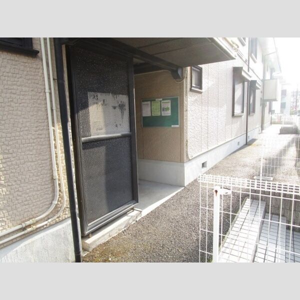 エントランス (エントランス)