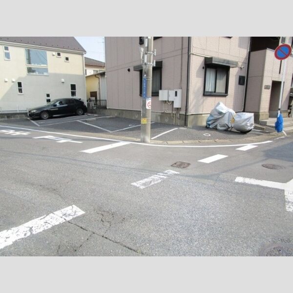 駐車場 (駐車場)