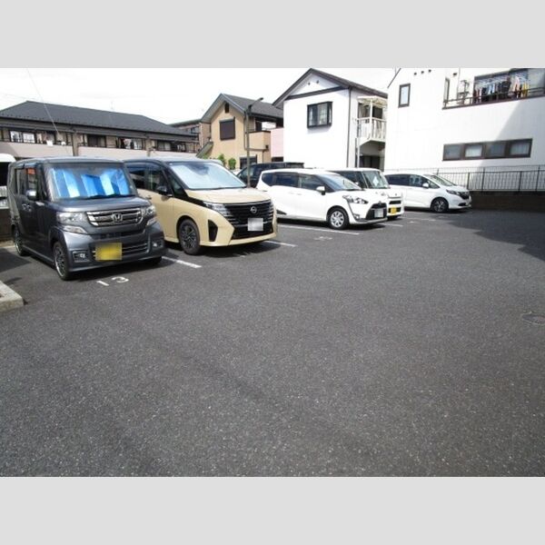 駐車場 (駐車場)