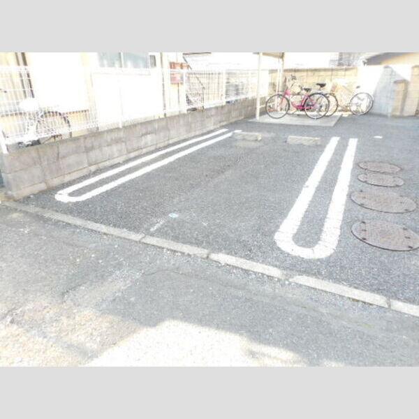 駐車場 (駐車場(要空き確認))