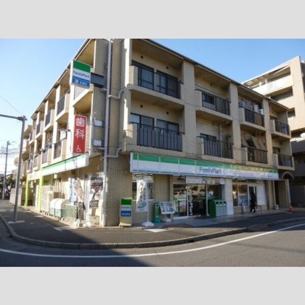 現地周辺 (ファミリーマート)