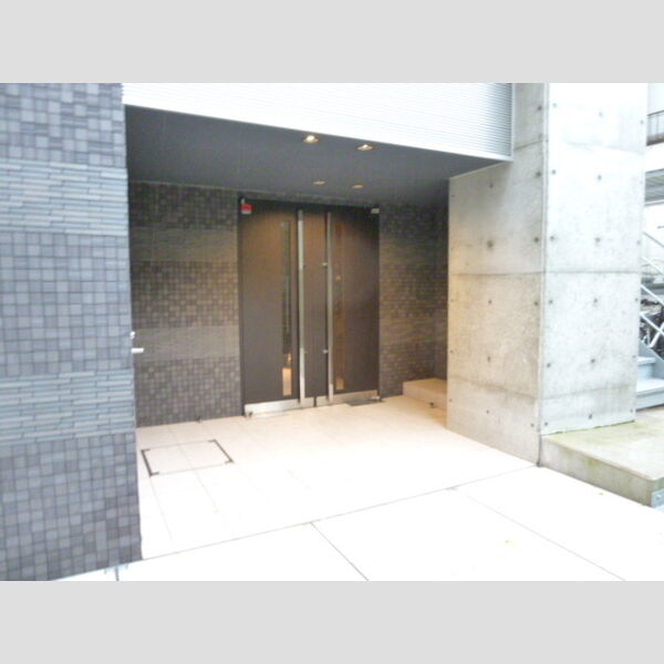 エントランス (エントランス)