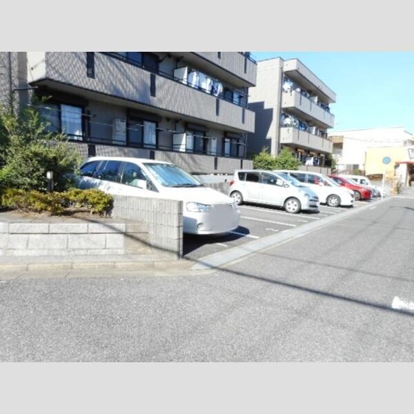 駐車場 (駐車場(要空き確認))