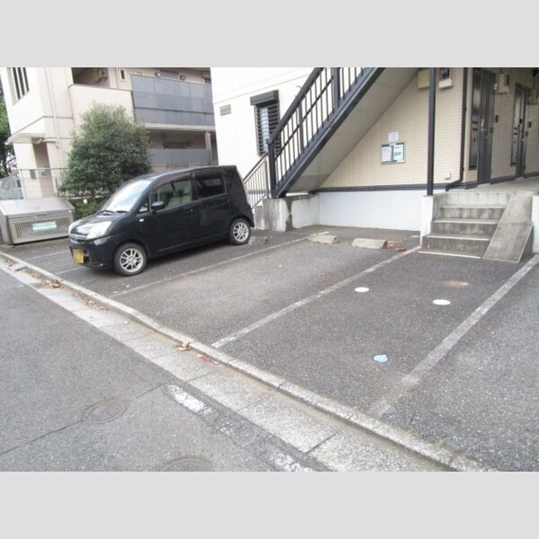 駐車場 (駐車場)