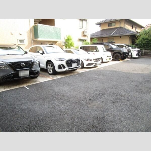 駐車場 (駐車場(要空き確認))