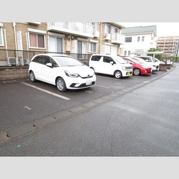 駐車場 (駐車場(要空き確認))