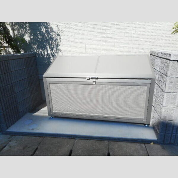 現地周辺 (入居者様専用ゴミストッカー)