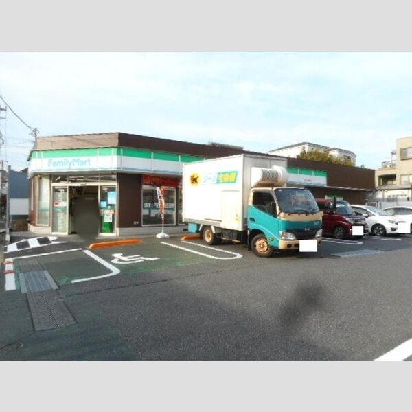 現地周辺 (ファミリーマート市川欠真間店)