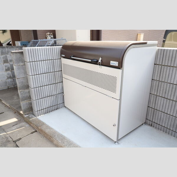 現地周辺 (入居者様専用ゴミストッカー)