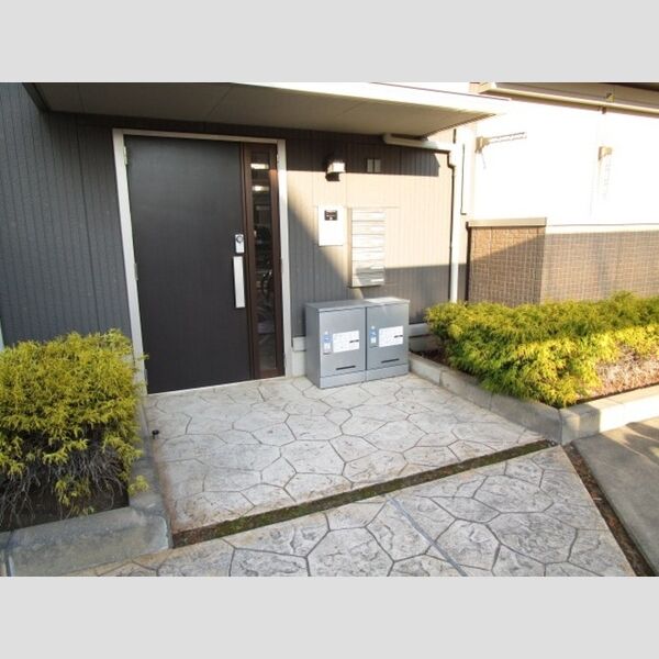 エントランス (オートロック付きエントランス)