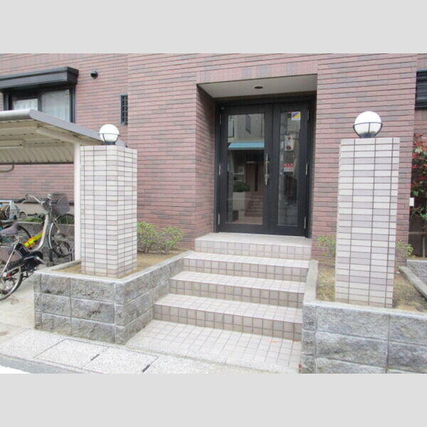 エントランス (エントランス)