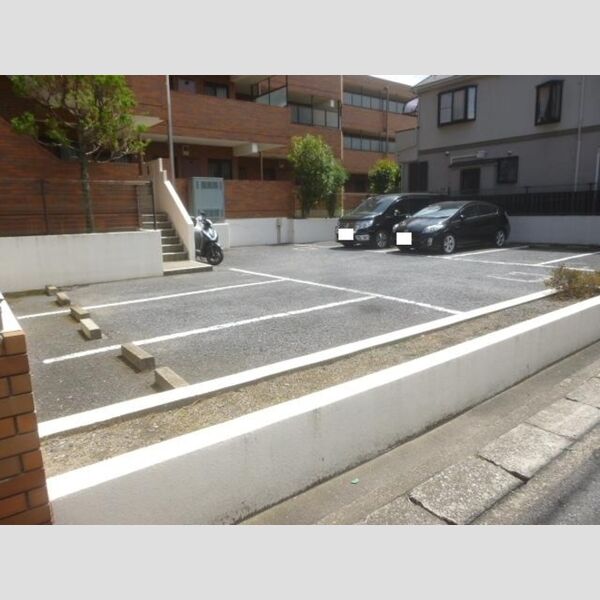 駐車場 (駐車場(要空き確認))