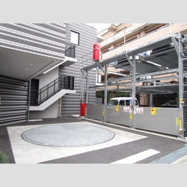 駐車場 (駐車場)