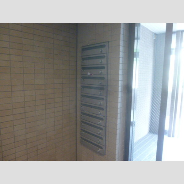 現地周辺 (ダイヤルロック式集合ポスト)