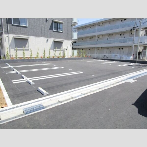 駐車場 (駐車場(要空き確認))