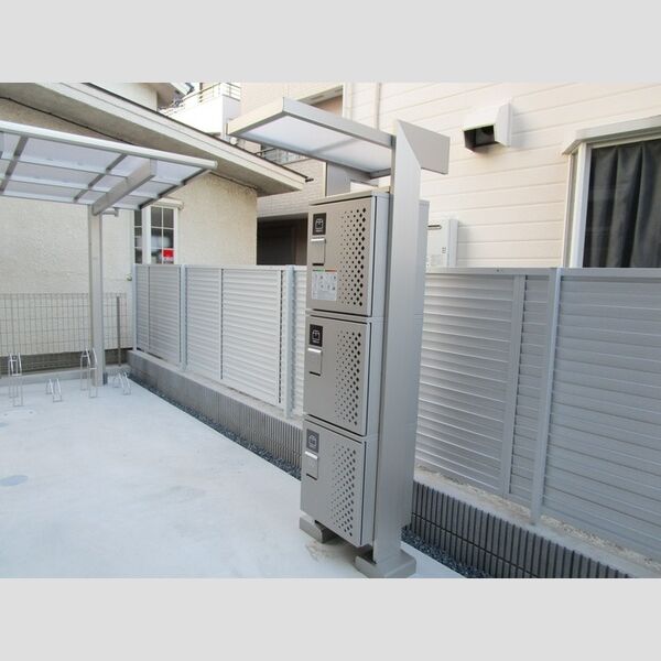 現地周辺 (宅配ボックス)