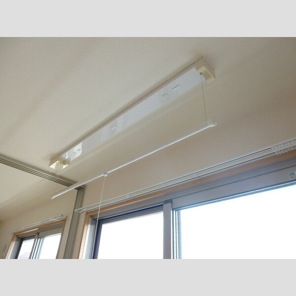 その他設備 (室外物干し)