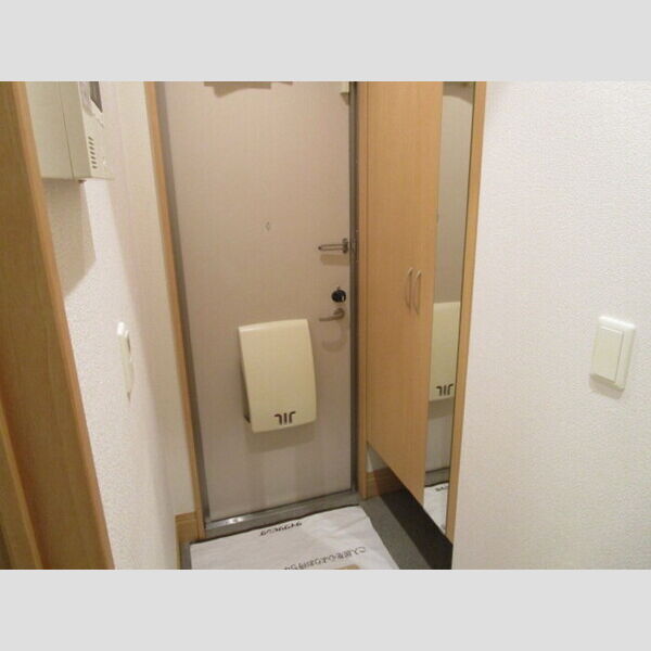 玄関 (玄関)